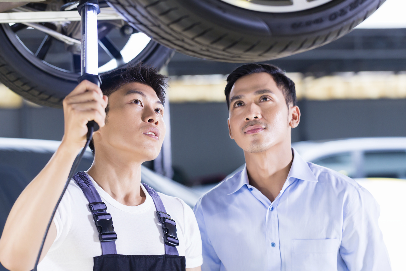 attract new auto repair customers