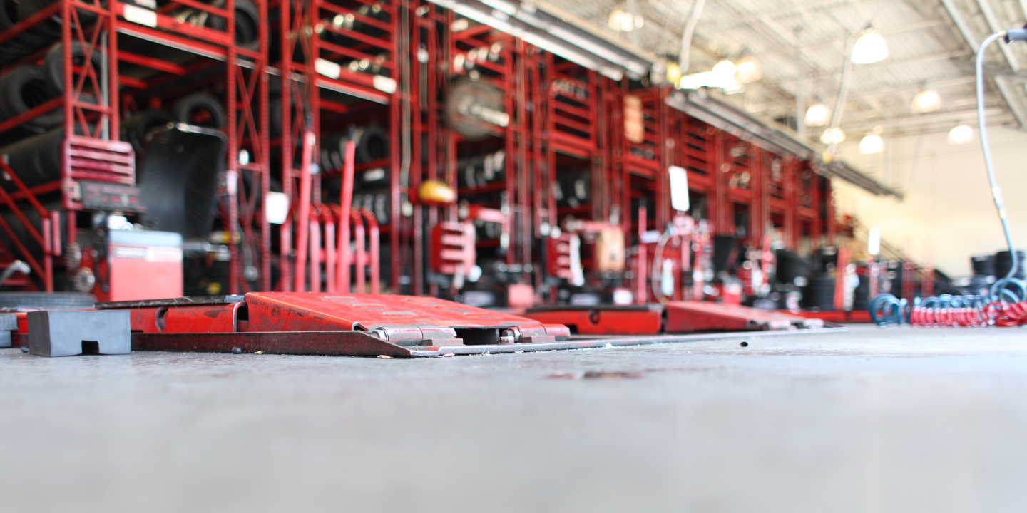 Image of an clean auto repair shop